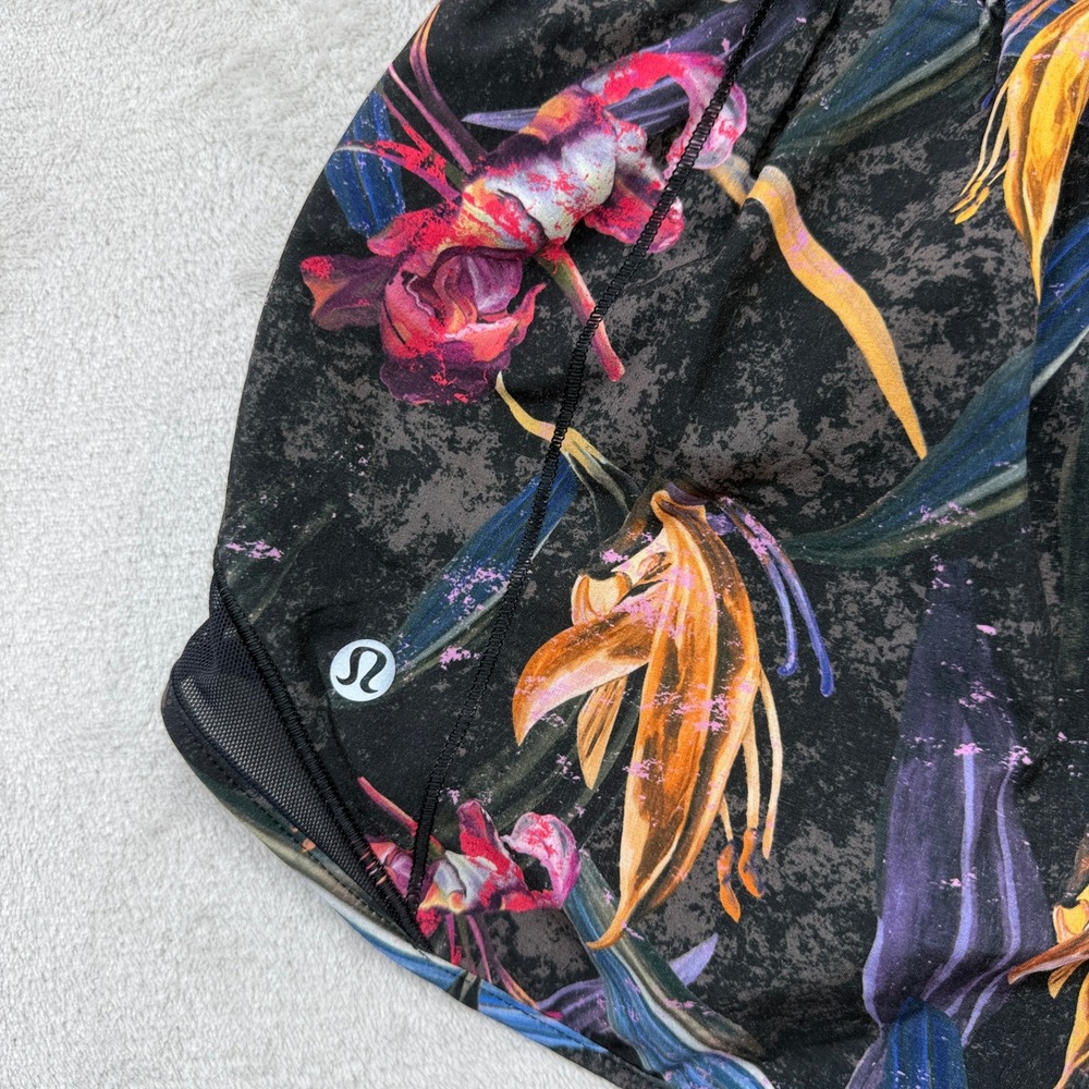 Lululemon Shorts Women's 2 Tracker Short V 4" Midnight Orchid Multi Floral Black - Picture 6 of 10